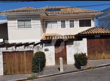 Casa · 560m² · 4 Quartos · 2 Vagas · Casa em Itaipu, Niterói/RJ de 560m² 4 quartos à venda por R$ 1.200.000,00