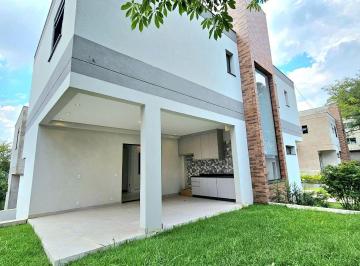 Casa · 326m² · 3 Quartos · 3 Vagas · Casa em Chácara do Refúgio, Carapicuíba/SP de 326m² 3 quartos à venda por R$ 2.240.000,00