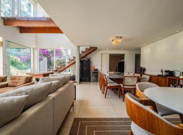 Casa · 491m² · 4 Quartos · 3 Vagas · Casa em Vila Diva, Carapicuíba/SP de 491m² 4 quartos à venda por R$ 2.650.000,00