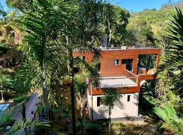 Casa · 341m² · 4 Quartos · 2 Vagas · Casa em Capuava, Embu das Artes/SP de 341m² 4 quartos à venda por R$ 1.400.000,00