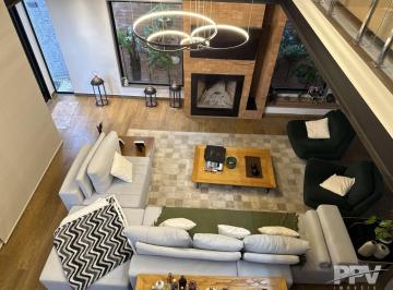 Casa · 1100m² · 5 Quartos · 6 Vagas · Casa em Iucas, Teresópolis/RJ de 1100m² 5 quartos à venda por R$ 2.185.000,00