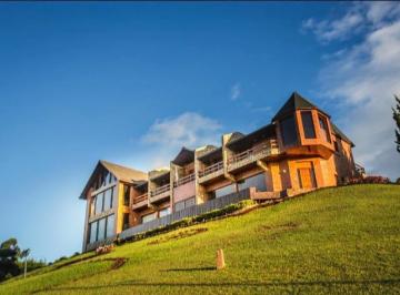 Comercial · 4700m² · 5 Quartos · 9 Vagas · Imóvel Comercial em Várzea, Teresópolis/RJ de 4700m² 5 quartos à venda por R$ 2.300.000,00
