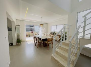 Casa de 3 quartos, Santana de Parnaíba · Casa em Parque Sinai, Santana de Parnaíba/SP de 300m² 3 quartos à venda por R$ 2.500.000,00