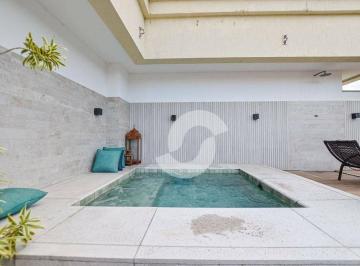 Apartamento · 279m² · 4 Quartos · 3 Vagas · Cobertura em Icaraí, Niterói/RJ de 279m² 4 quartos à venda por R$ 2.100.000,00