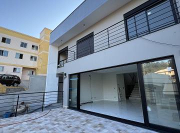 Casa · 184m² · 3 Quartos · 2 Vagas · Casa em Trindade, Florianópolis/SC de 184m² 3 quartos à venda por R$ 2.500.000,00