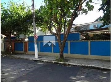 Casa · 460m² · 6 Quartos · Casa em São Francisco, Niterói/RJ de 460m² 6 quartos à venda por R$ 1.800.000,00
