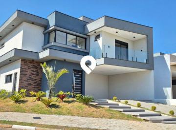 Casa · 219m² · 3 Quartos · 4 Vagas · Casa em Cézar de Souza, Mogi das Cruzes/SP de 219m² 3 quartos à venda por R$ 1.880.000,00