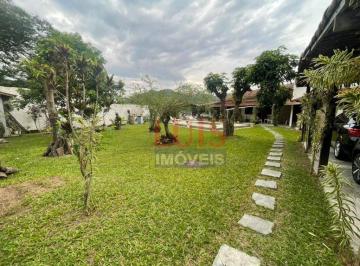 26411b39992be748e353ae3f65cb83099ba10587 · Casa com 3 dormitórios à venda, 225 m² por R$ 2.750.000,00 - Itaipu - Niterói/RJ