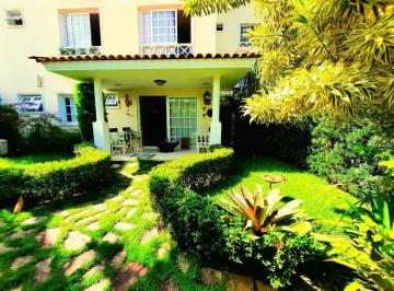 Casa · 125m² · 2 Quartos · 2 Vagas · Casa - Piatã