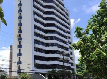 Apartamento · 211m² · 4 Quartos · 3 Vagas · Apartamento a  venda no Itaigara 4 quartos amplo com armarios