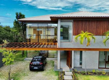 Casa · 360m² · 5 Quartos · 6 Vagas · Casa a venda em Praia do Forte com 5 suites no Ilha dos Passaros