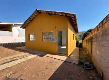 Foto 01 · Imperdível oportunidade! Casa à venda em Mateus Leme-MG, no bairro Central: 3 quartos, 1 sala, 1 ban