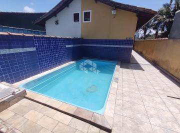 Casa · 150m² · 2 Quartos · 4 Vagas · Casa a venda em mongagua, bairro agenor de campos com 2 quartos, 1 suite e 4 vagas!