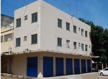 Comercial , Taguatinga · Prédio c/térreo + 2 pavimentos com 4 apartamentos e 5 Lojas - CNG 8 - Tag. Norte
