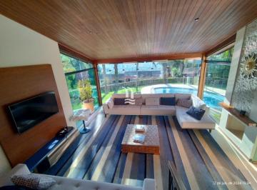 Casa · 875m² · 4 Quartos · Casa à venda - em Toninhas