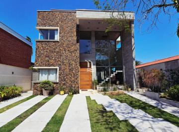 Casa · 380m² · 5 Quartos · Casa à venda - na Lagoinha