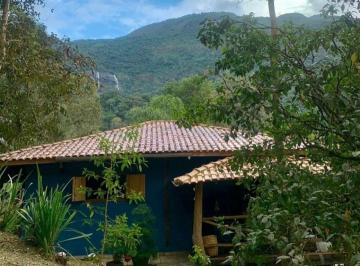 Casa , Aiuruoca · Casa dos sonhos com 1 suíte, Aiuruoca, dentro do Santuário Ecológico do Vale do Matutu