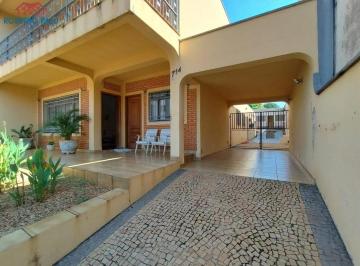 Casa · 409m² · 3 Quartos · 4 Vagas · Casa em Sao Pedro-sp bairro Centro.