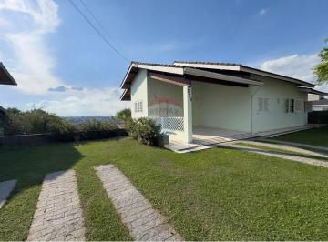 Casa · 440m² · 4 Quartos · 5 Vagas · Casa de 4 Dormitórios no Condomínio Flamboyant em Atibaia para Alugar