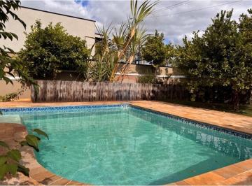 Casa · 301m² · 5 Quartos · 6 Vagas · Casa com 5 dormitórios em condominio fechado em Bragança