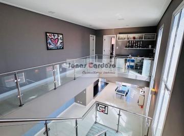 Foto 01 · Sobrado à venda na Vila da Prata, Mogi das Cruzes: 3 quartos sendo 2 suítes, 2 salas, 5 banheiros, 4