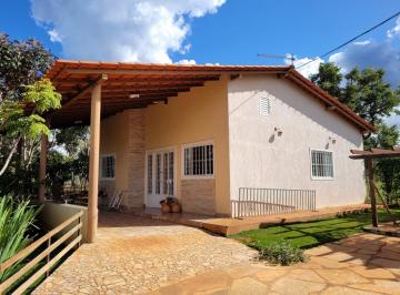 Casa de 3 quartos, Brazlandia · Linda Casa no Incra 7 lote de 2.200 metros chácara de 20.000 metros escriturada
