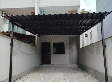 Casa · 70m² · 2 Quartos · Casa à venda no bairro Águas Claras, em Brusque.