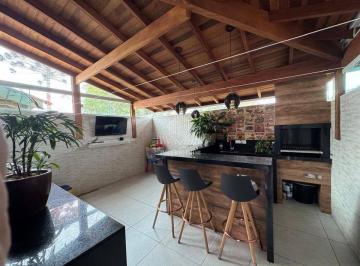 Casa · 70m² · 2 Quartos · 2 Vagas · Casa 100% mobiliada