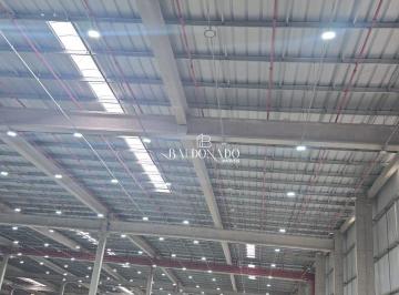 Comercial · 3650m² · GALPÃO PARA LOCAÇÃO CAMANDUCAIA MG PROXIMO DA FERNÃO DIAS 2.650 m 