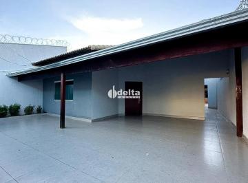 Casa · 300m² · 3 Quartos · 3 Vagas · Casa Residencial com 3 quartos sendo 1 suíte disponível para venda no bairro Alto Umuarama em Uberlâ