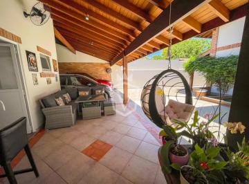 Casa · 490m² · 5 Quartos · 8 Vagas · Casa à venda, 05 quartos, Jardim das Samambaias - Jundiaí/SP