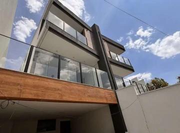 w5fmoo2ota4zwixmtlmnjhi_md · Casa Triplex 235m²  - 03 qts. - 03 banho - 04 vgs. - R$ 1.290Mi
