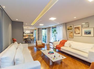 Apartamento · 220m² · 4 Quartos · 2 Vagas · Apartamento residencial na região de Moema Pássaros, com 220m², 3 suítes e 4 dormitórios!