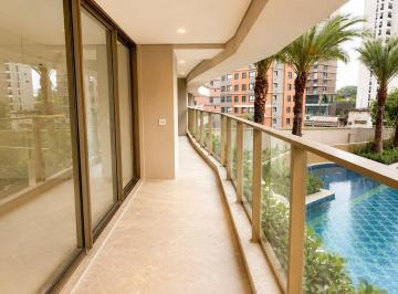 Apartamento · 220m² · 3 Quartos · 2 Vagas ·
Apartamento à Venda no Villa Versace - Moema