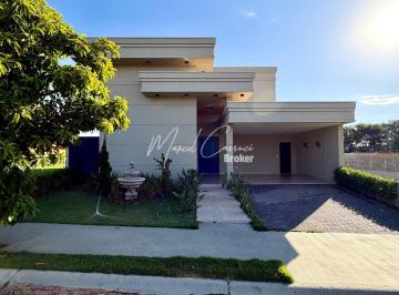 Casa · 219m² · 3 Quartos · 4 Vagas · Casa à venda com 3 quartos suítes, sendo 1 suíte máster com closet e hidromassagem, área Gourmet e p