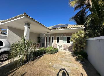 Casa · 121m² · 3 Quartos · 1 Vaga · Oportunidade na Pontinha a poucos metros da Lagoa!
