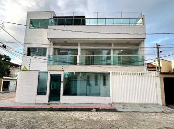Casa · 206m² · 4 Quartos · 3 Vagas · Casa Triplex à venda em Jardim Camburi: conforto, lazer e localização privilegiada