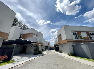 2d54a4b6-ac1f-425b-ad36-62ebd45bb760.jpeg · Casa no condomínio Alto Padrão para venda com 3 quartos, sendo 3 suítes, 183m²