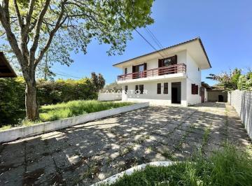 Casa · 185m² · 3 Quartos · 2 Vagas · Casa duplex De 3 dormitórios, sala de estar, espaço gourmet, sacada, Pátio e Gar