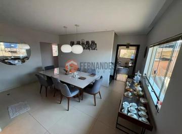 Casa de 3 quartos, Congonhas · Casa residencial à venda no bairro Ideal