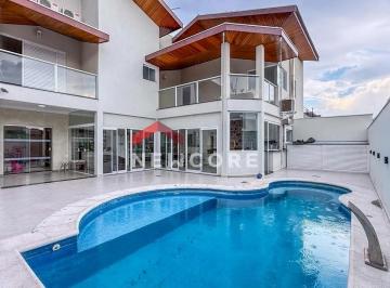 Casa · 450m² · 3 Quartos · 4 Vagas · Casa de condomínio em  Rua Rui Barbosa - Loteamento Residencial Campos do Conde II - Tremembé/SP