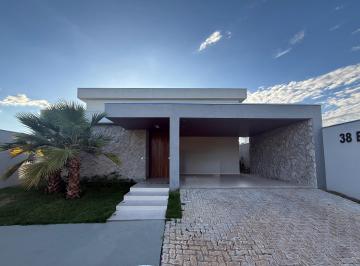 Casa de 3 quartos, Vicente Pires · Condomínio alto padrão em Vicente Pires com 3 suítes