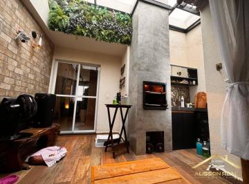 Apartamento · 110m² · 3 Quartos · 2 Vagas · Duplex de 110m² | 3 Quartos | 1 Suíte | 2 Vagas em Carapicuíba / SP.