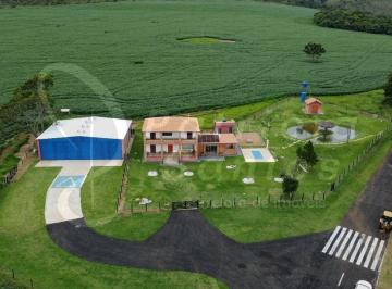 Foto 01 · Fazenda de 237 hectares próxima à Usina de Furnas: uma oportunidade única de investimento!