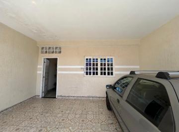 Foto 01 · Espetacular casa à venda em Taubaté-SP, bairro Quiririm: 3 quartos, 1 suíte, 3 banheiros, 2 vagas de