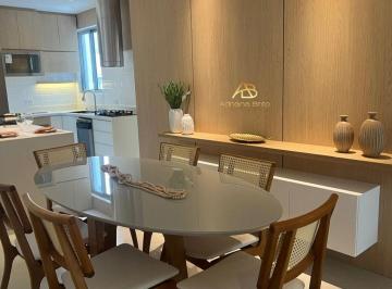 Apartamento de 3 quartos, Curitiba · PORTEIRA FECHADA - Charme e Elegância