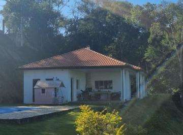 Rural de 2 quartos, Igaratá · Chácara à venda em Igaratá SP