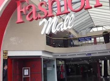 Comercial , Brasília · ALUGO ÓTIMA LOJA DE FRENTE PARA ENTRADA PRINCIPAL DO FSHION MALL!