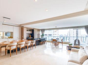Apartamento · 222m² · 3 Quartos · 4 Vagas · Campo Belo! Oportunidade!