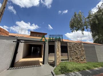 15801815230.jpg · Casa com 03 quartos sendo 01 suíte na região sul de Londrina                                        